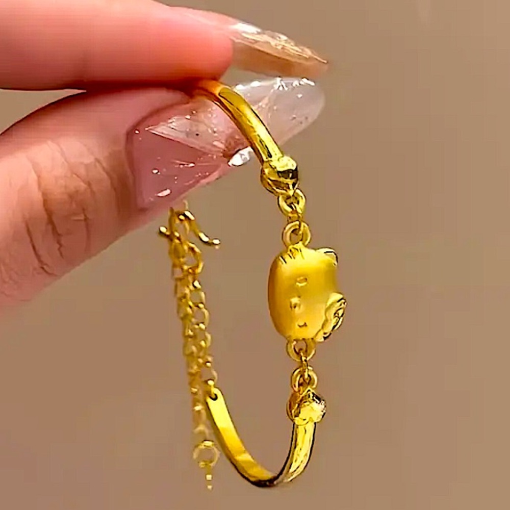 Hello Kitty Gold Plated Bracelet Three Dimensional Gift for little Girl